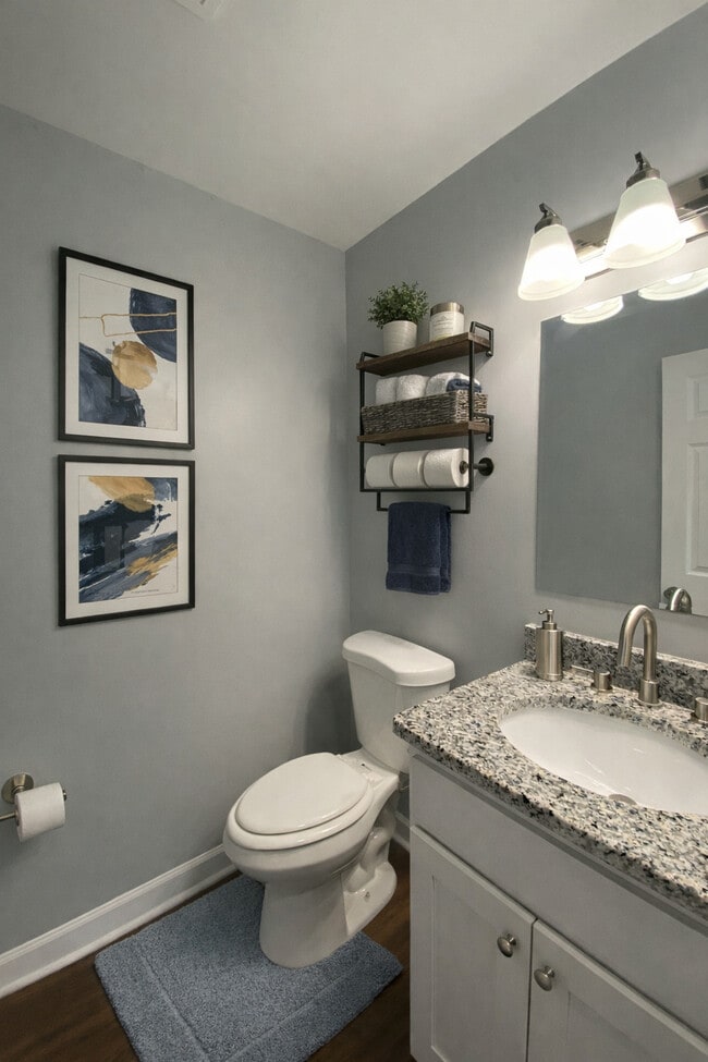 3BR, 1.5BA - Half Bath - Avondale Park