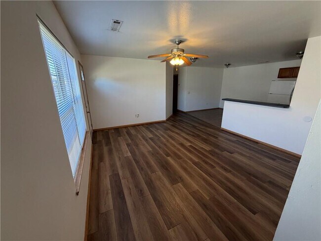 Photo - 1953 S 18th St