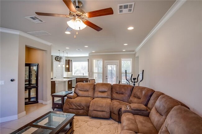 Photo - 9707 McKnight Lp