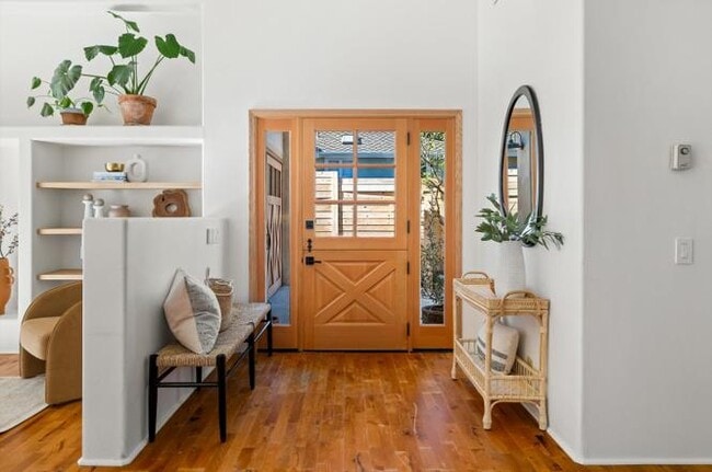 Photo - 829 Marilla Ave