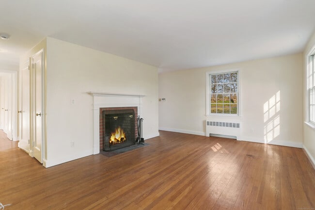 Photo - 219 Hollow Tree Ridge Rd