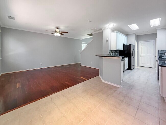 Photo - 3 Peach Ridge Pl