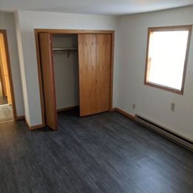 210 W Main St Unit 3