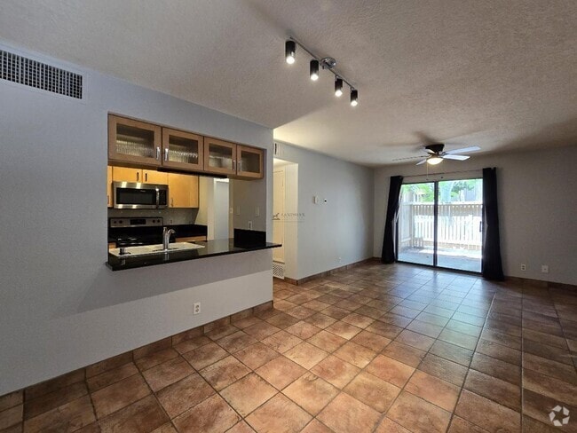 Building Photo - 941 Calle Mejia Rental
