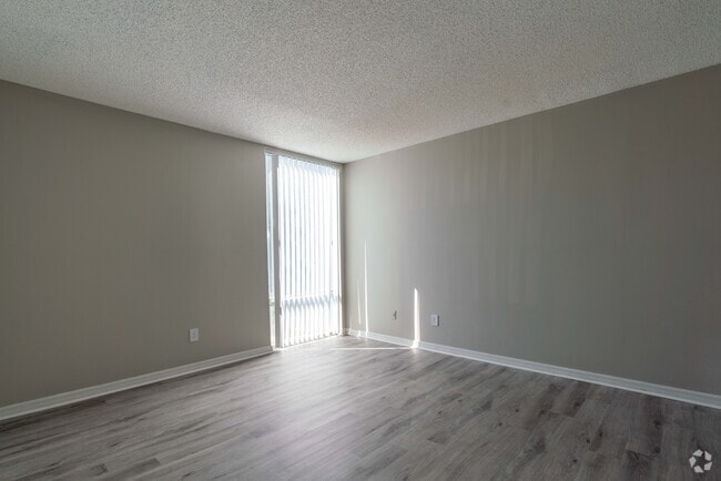 2BD,1BA-984SF - Edenfield Shores Apartments