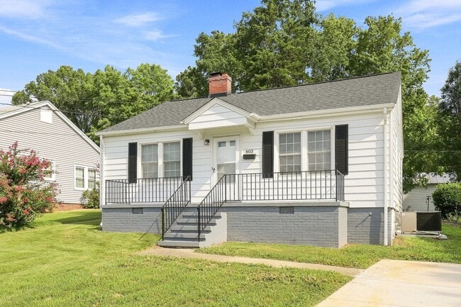 Photo - 403 W Pine St