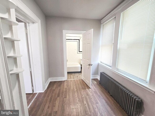 Building Photo - 5717 N Park Ave Unit REAR Rental