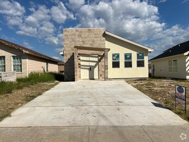 Building Photo - 4407 Black Buck Cir Rental