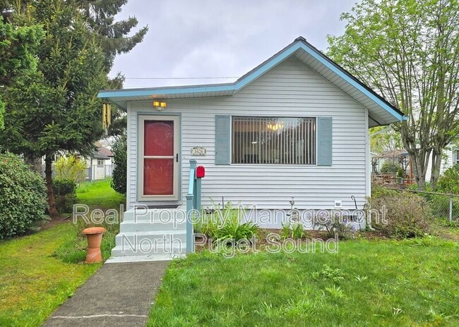 Photo - 1626 Rainier Ave