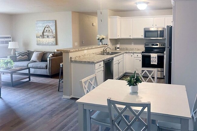 PRAIRIE VIEW ESTATES