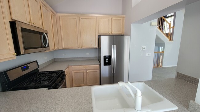 Photo - 609 Prestwick Ln