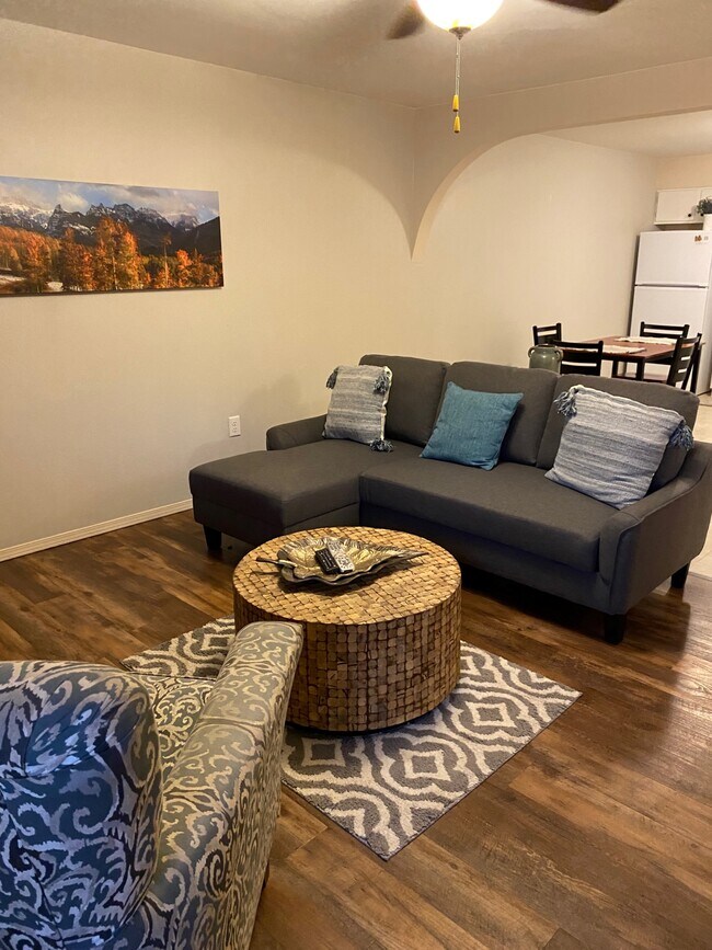 Photo - 1427 Atchison Ave