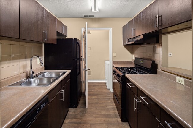 Photo - Wesley Trevento Apartments at Lithia Springs