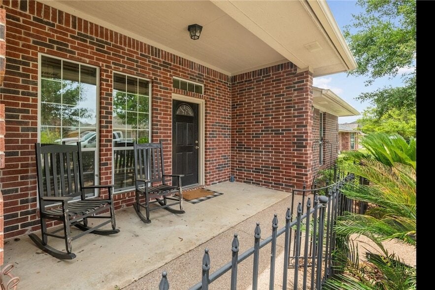 Photo - 1515 Bluefield Ct