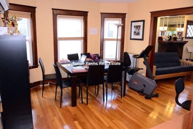 Photo - 17 Sunset St Unit 1