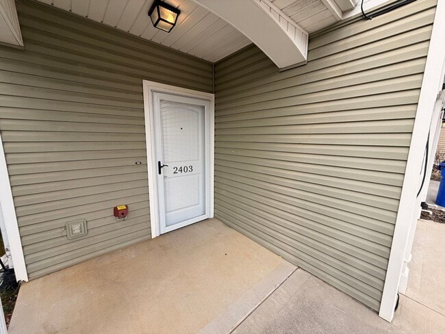 Photo - 2403 Talbott Way