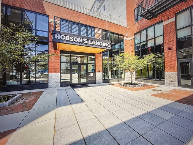 Building Photo - 383 Commercial St Unit Hobsons Landing Portland