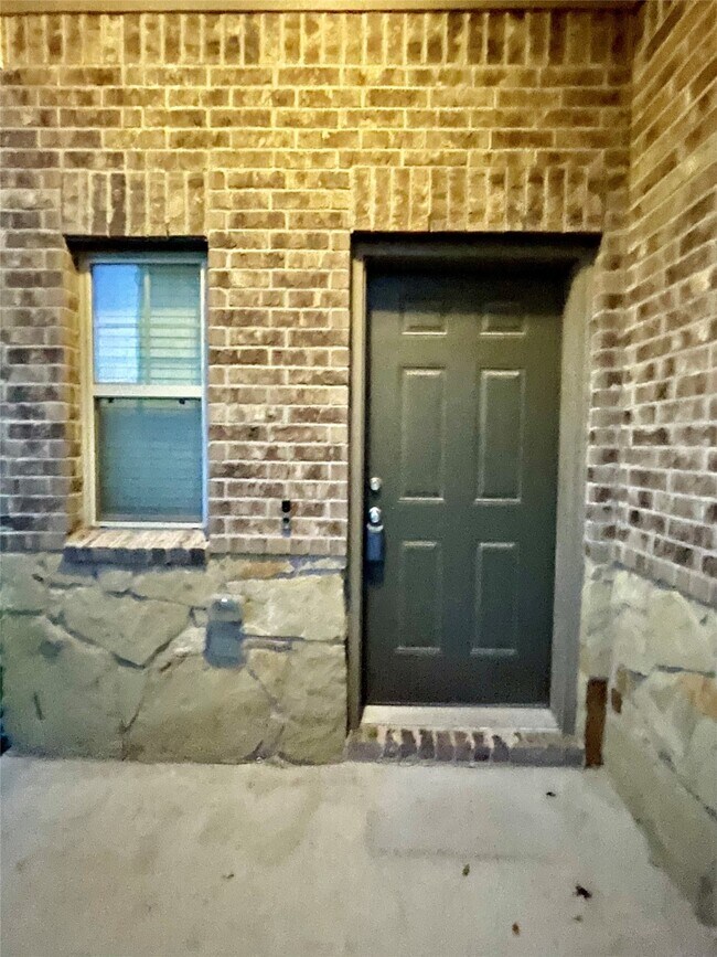 Photo - 4610 Champions Landing Dr