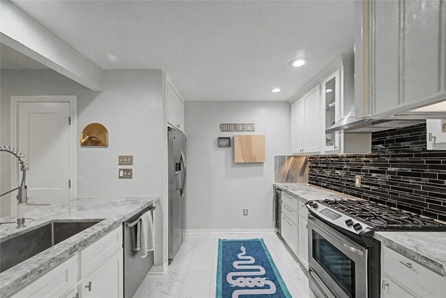 Photo - 1104 Buckner St