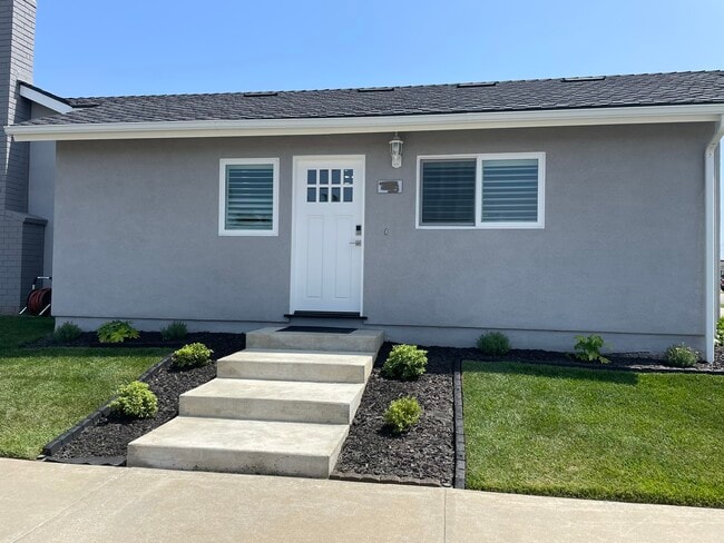 Building Photo - 18376 Goodwin Ln Unit 18376