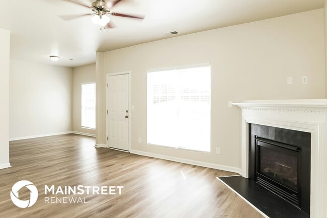 Photo - 1107 Highstone Dr