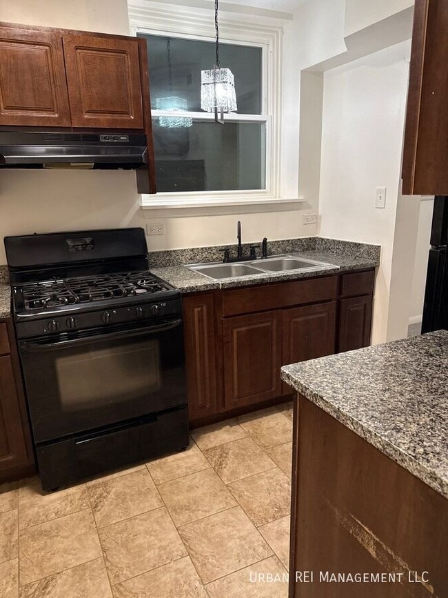 Photo - 18548 Lyn Ct