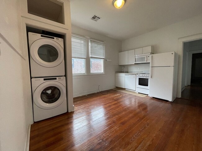 Photo - 1613-1615 Burdette Street Unit 1615