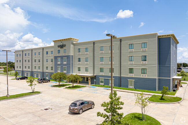 Building Photo - Extended Stay America Suites - Donaldsonville Rental