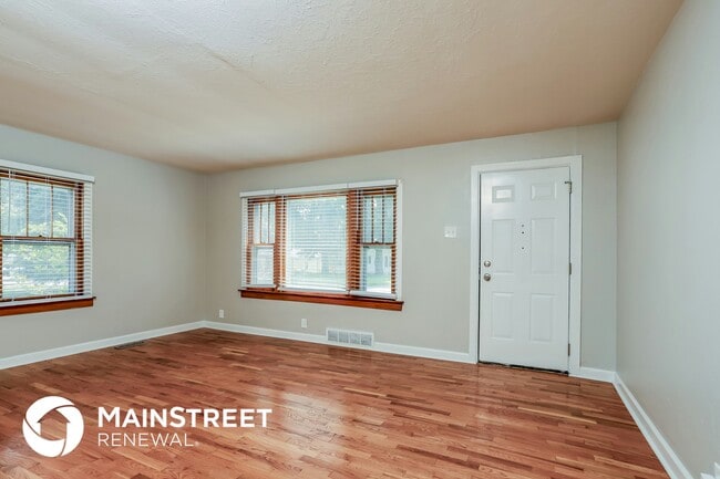 Photo - 901 S 2nd St