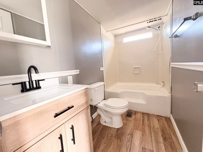 Photo - 113 Hatchery Hill Rd