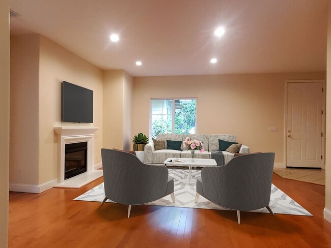 Photo - 1570 Layla Ct