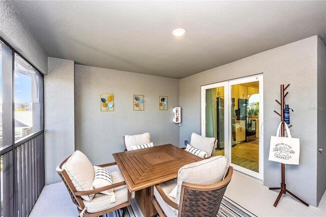 17500 Opal Sand Dr Unidad 207