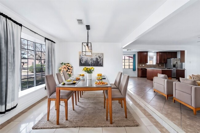 Photo - 5314 Brinkman St