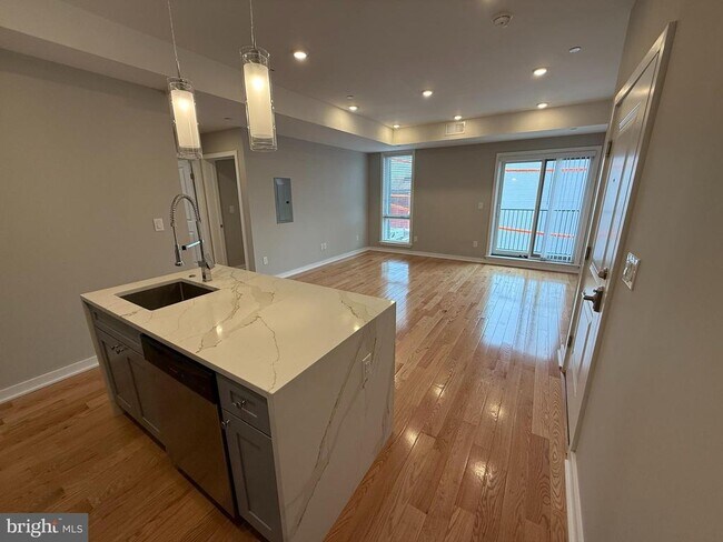 Photo - 914 W Susquehanna Ave Unidad 2A