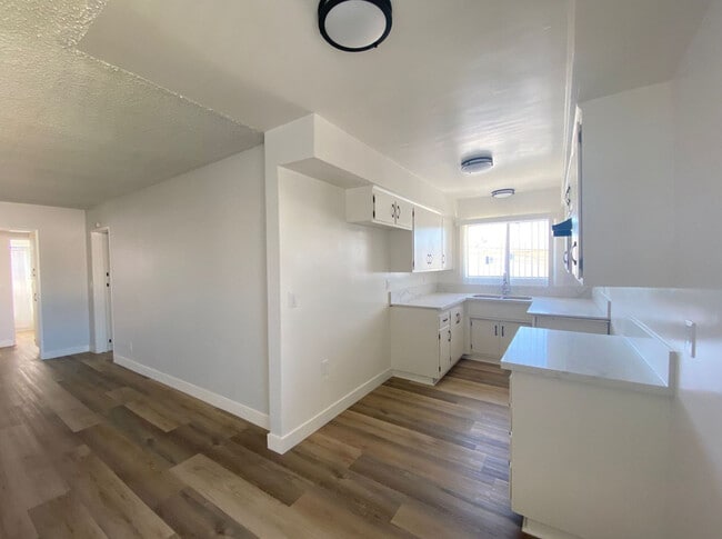1513 2nd Ave