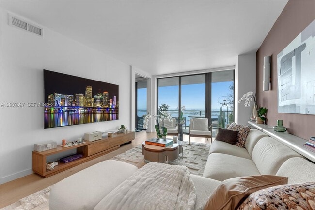 Photo - 650 NE 32nd St Unit 4505