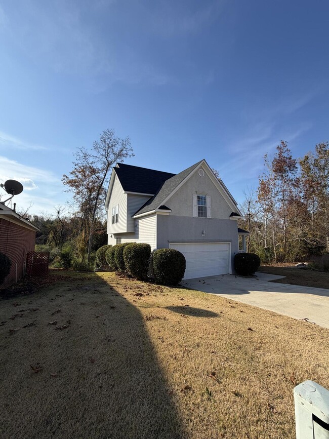 Photo - 516 Granite Point