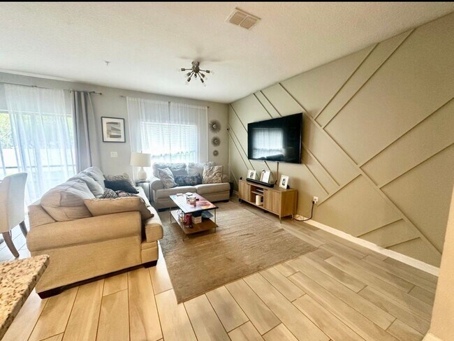 Photo - 116 Cedar Bark Ln