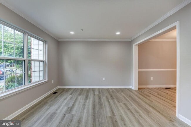 Photo - 4719 Springmaid Ln