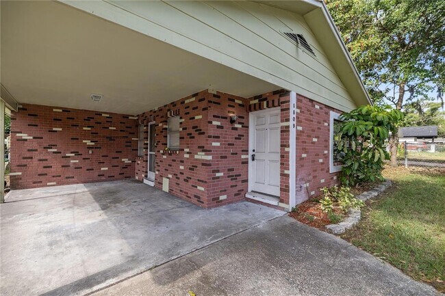 Photo - 1809 E Knollwood St