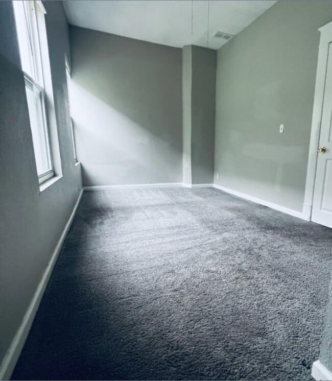 Photo - 3534 Flora Ave