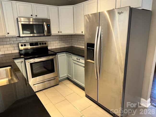 Photo - 2612 Pinckney Ave