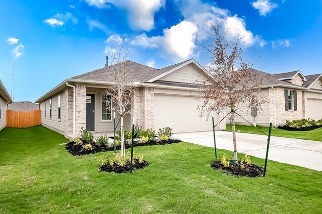 Photo - 490 Evergreen Sumac Lp