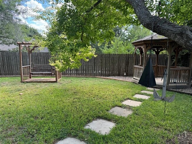 Photo - 291 Brian Ln