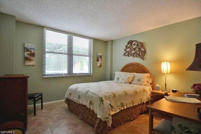 Photo - ** APRIL 2026 AVAILABLE ***FURNISHED SEASO... Unidad 404