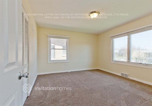 Photo - 7720 Mason Ave