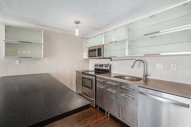 Photo - 2Bed/2Bath Condo in Cherry Creek Area!! Unit 304