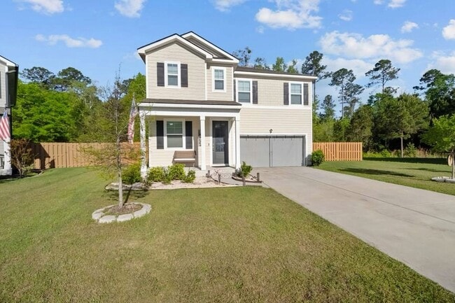 Building Photo - Highly Desirable 4 Bedroom Home with Serene Cul-de-Sac Living in Watergrass Community
