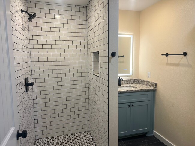 Photo - 2276 N Kilgore St