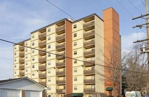 Building Photo - 904 3rd Ave Rental